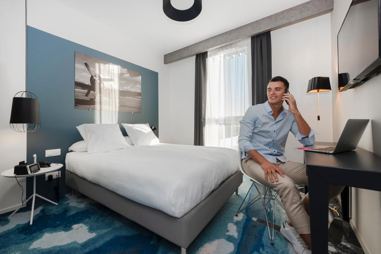 Najeti Hotel Lille Nord Bondues Bagian luar foto